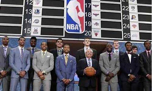 2013年nba十大扣篮_2013年nba扣篮大赛冠军